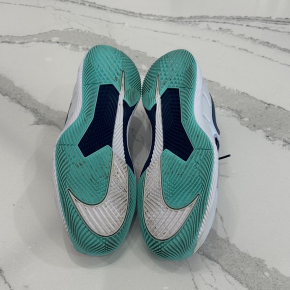 Nike
Air Zoom Vapor X All Court Shoe Women - Picture 3 of 4